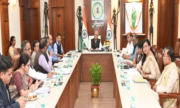 छत्तीसगढ़ में मध्यप्रदेश से लाए जाएंगे बाघ: बारनवापारा अभ्यारण्य में छोड़े जाएंगे टायगर, बैठक में प्रस्तावों का अनुमोदन