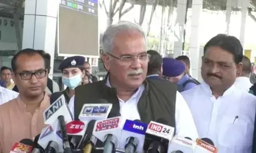 Video लोकतंत्र की चोरी: सीएम भूपेश बघेल का बड़ा हमला, कहा - इन राज्यों में हुई लोकतंत्र की चोरी, आरएसएस पर कह दी ये बड़ी बात...