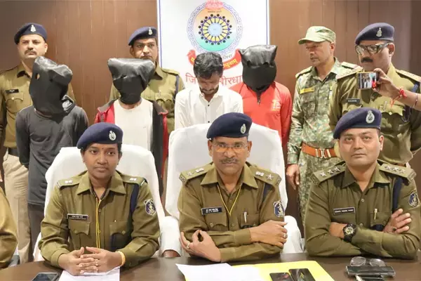 CG News-गुमशुदा RTI की हत्या खुलासा: सरपंच ने डंडे और हाथ मुक्के से मारकर की हत्या, फिर शव को जंगल मे जलाया...