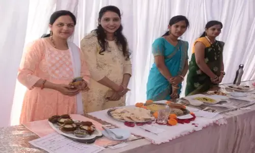 तिरंगा चिवड़ा, खाना खजाना से जी ललचाया, स्वेदशी मेले में शनिवार को मीठा-नमकीन व्यंजन प्रतियोगिता हुई