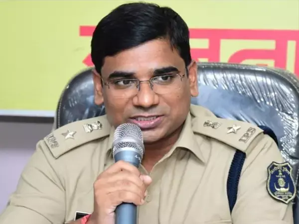 IPS Santosh Singh Biography in Hindi: छत्तीसगढ़ के आईपीएस संतोष सिंह की जीवनी, पत्रकार के बेटे को मिल चुका है पुलिसिंग का अंतरराष्ट्रीय सम्मान