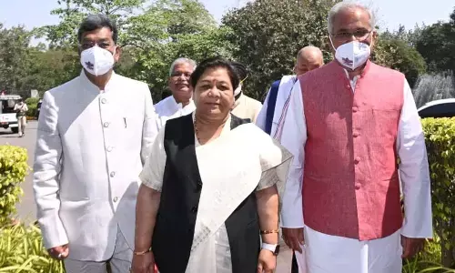 CG आरक्षण पर आर-पार: सीएम का सीधे राज्यपाल पर हमला- वे हस्ताक्षर नहीं करना चाहतीं, बहाना ढूंढ रही हैं, पढ़ें अब आगे क्या...