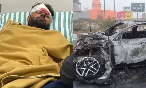 ब्रेकिंग न्यूज: क्रिकेटर ऋषभ पंत एक्सीडेंट में गंभीर रूप  से घायल, डिवाइडर से टकराई गाड़ी