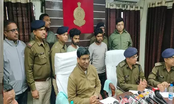 प्रेमिका की 51 बार पेचकश मारकर हत्या करने वाला शाहबान गिरफ्तार, एटीएम ट्रांजेक्शन से मिला सुराग, चलती बस से पकड़ा गया...