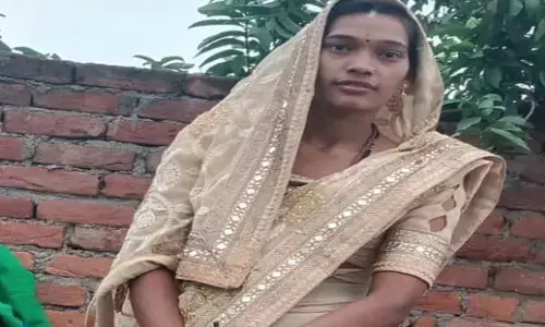 Mungeli News: मुझसे एक गलती हो गई इसलिए जा रहीं बाबा जी के पास... विवाहिता ने लगा ली फांसी, लिखा मेरे पति को मत फसाना...