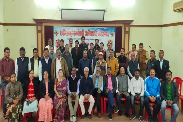 कर्मचारी फेडरेशन की मांग: सरकार वर्ष 2023 के बजट में कर्मचारियों की लंबित मांगों के लिए करे प्रावधान, फेडरेशन का मिलन समारोह