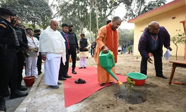 अघोरेश्वर भगवान राम योग एवं प्राकृतिक चिकित्सा अनुसंधान केंद्र का मुख्यमंत्री ने किया लोकार्पण अघोरेश्वर भगवान राम योग एवं प्राकृतिक चिकित्सा अनुसंधान केंद्र का मुख्यमंत्री ने किया लोकार्पण