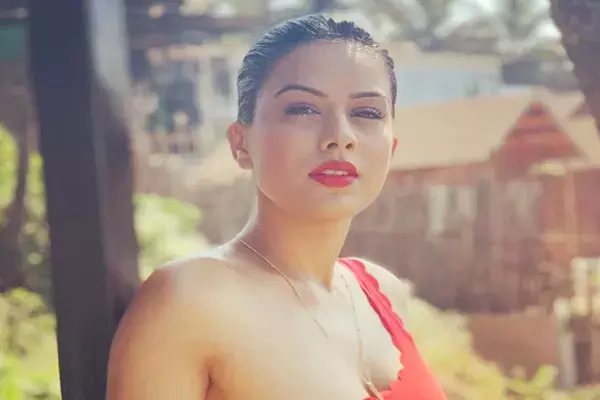 Nia Sharma News: महिलाओं के प्राइवेट पार्ट को लेकर निया शर्मा ने दी ऐसी सलाह, हो गई जमकर ट्रोल, पढ़ें पूरी खबर...