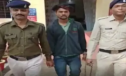 Durg News- हत्यारा बेटा: बेटे ने पहले छत से फेंका, फिर भी जब मौत नहीं हुई तो कुल्हाडी से काटकर दफना दिया