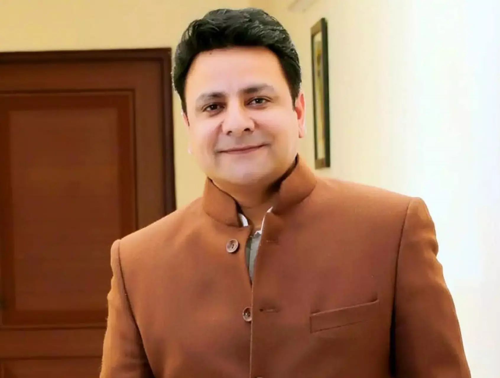 सुधीर शर्मा की जीवनी | Sudhir Sharma Biography In Hindi
