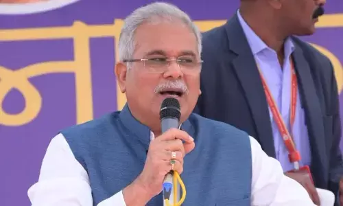 सचिव सस्पेंड: भेंट-मुलाकात में किसान ने की सचिव की शिकायत, मुख्यमंत्री ने निलंबित करने के दिये निर्देश...