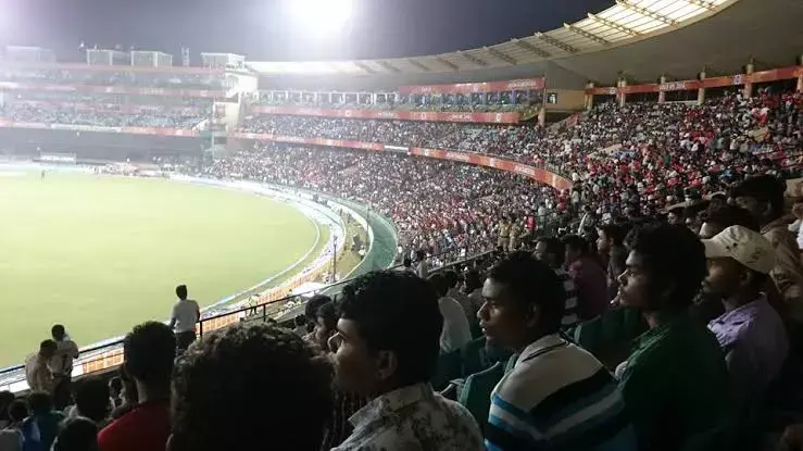 IND vs NZ ODI in Raipur: बड़ा खेलाः भारत-न्यूजीलैंड मैच की 40 हजार टिकिटों को धरती निगल गई या आसमां खा गया...या कोई जादूगर उड़ा ले गया, ब्लैक में टिकिटें उपलब्ध मगर पोर्टल हाथ खड़ा कर दे रहा