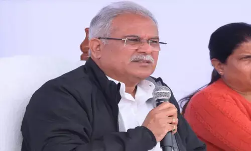 CM Bhupesh bhent mulakat-CM भूपेश नाराज: बोले...शिक्षक, सचिव और पटवारियों के खिलाफ काफी शिकायतें, कार्रवाई के निर्देश