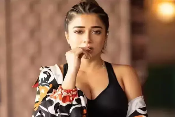 Bigg Boss 16 फेम Tina Dutta की चमकी किस्मत, एक्ट्रेस को इस फिल्म में मिला लीड रोल! दिलचस्प है कहानी...