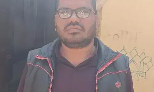 शिक्षक नेता को जेल: उगाही के लिए कर रहा था ब्लैकमेल, पुलिस ने किया गिरफ्तार