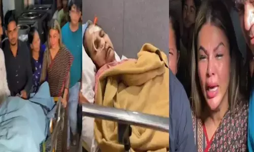 VIDEO- राखी सावंत की मां का निधन,अस्पताल से मां को रोते हुए ले जाती दिखी...