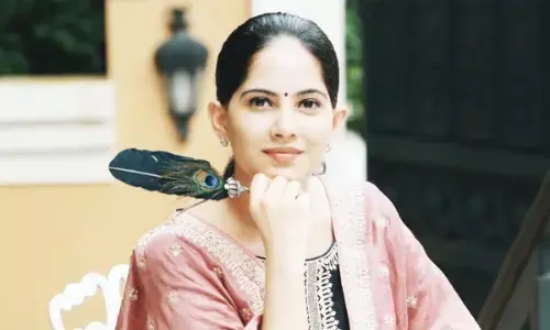 Jaya Kishori Biography in Hindi: जया किशोरी के हैं देश भर में चर्चे, आखिर हैं कौन हैं जया किशोरी और क्यों जुड़ रहा है उनका नाम बागेश्वर सरकार से...