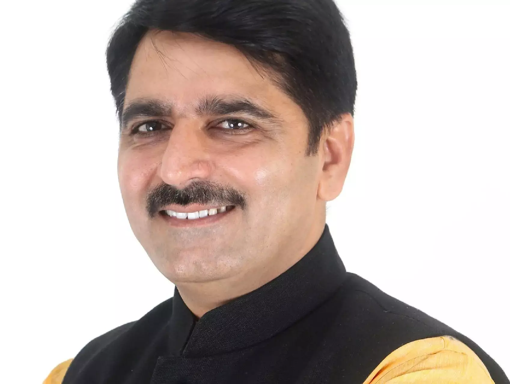 शंकरभाई चौधरी का जीवन परिचय | Shankar Chaudhary Biography In Hindi
