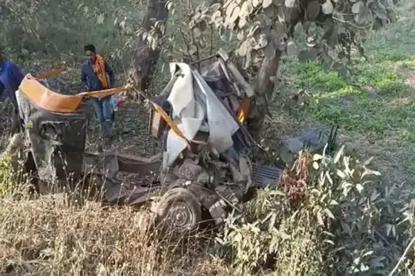 CG हादसे में 7 स्कूली बच्चों की मौत, छुट्टी होने के बाद ऑटो में सवार होकर लौट रहे थे घर, मुख्यमंत्री ने जताया दुःख