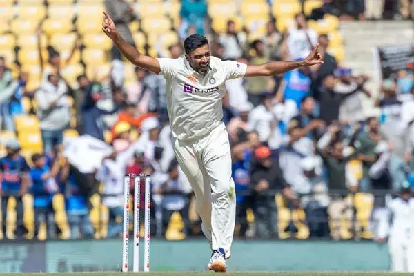 IND vs AUS 1st Test: आर अश्विन ने रचा इतिहास, भारतीय टीम के सबसे तेज 450 विकेटों के मामले में इन दिग्गजों को पछाड़ा...देखें वीडियो...