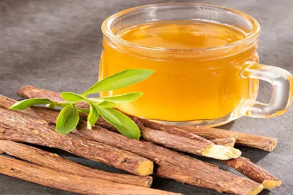 मुलेठी के फायदे : यह हर्बल औषधि कई समस्याओं का करती है जड़ से सफाया,प्रयोग भी है आसान