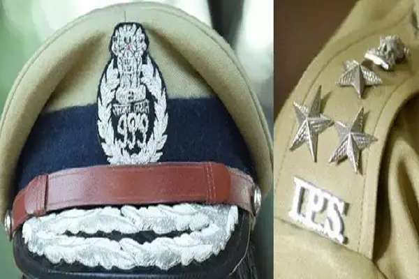 CG IPS Transfer विधायक से पंगा लेकर निपटे मोहित गर्ग, बिरनपुर के बाद हटे एलेसेला, शलभ सिन्हा का कद बढ़ा