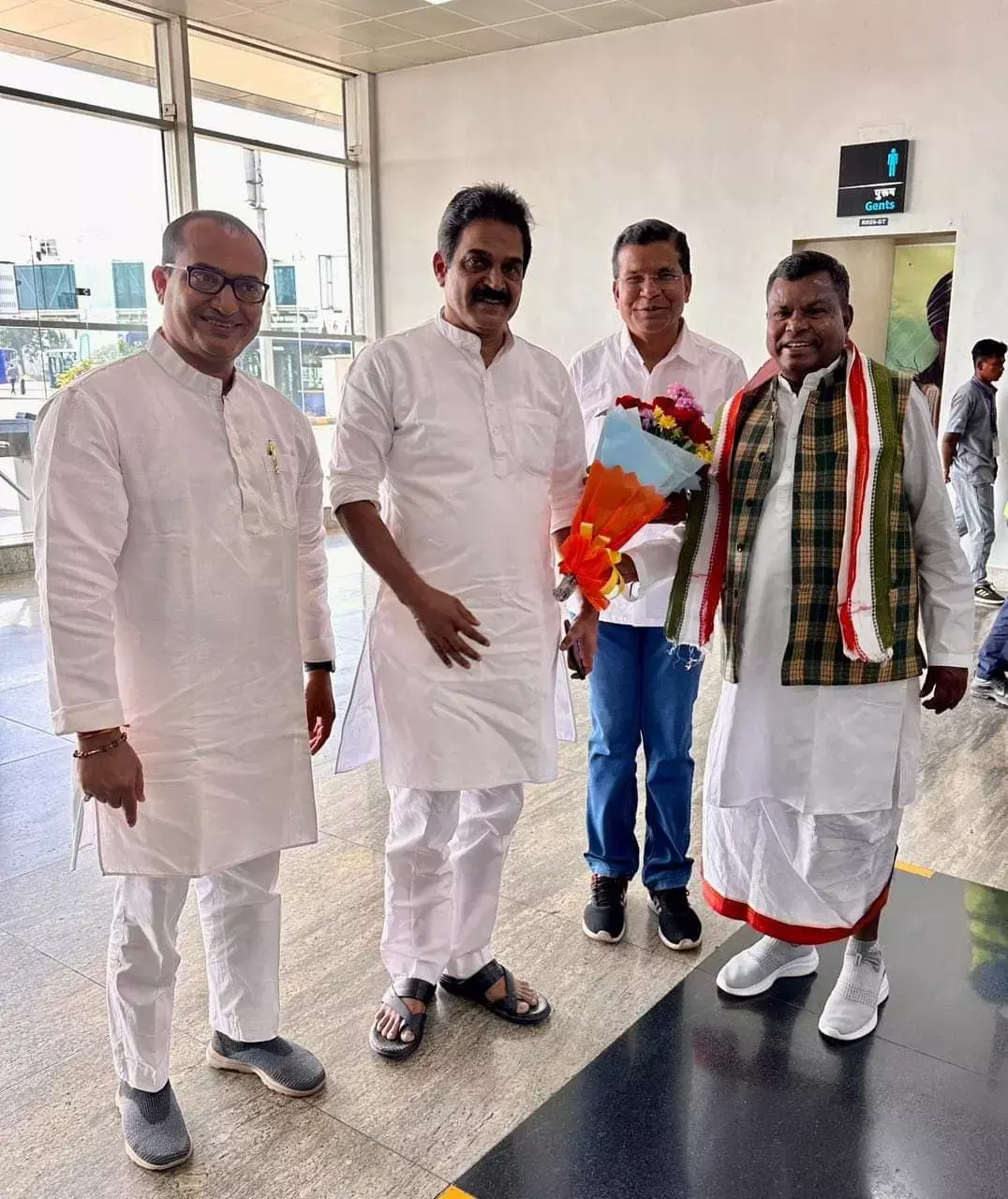 वेणुगोपाल पहुंचे रायपुर: कांग्रेस के राष्ट्रीय महाधिवेशन की तैयारियां देखने पहुंचे प्रभारी महासचिव, सीएम बघेल भी मंत्रियों के साथ स्थल पर