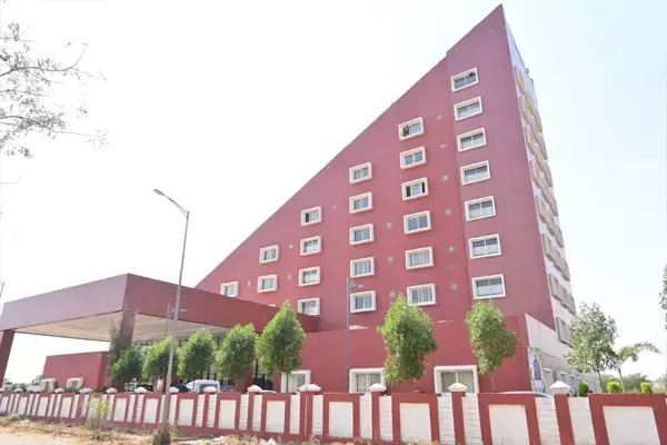 7 मंजिला भव्य सर्किट हाउस बना नवा रायपुर में, एक वीवीआइपी समेत 6 सुइट और 22 कमरे, लग्जरी ट्रांजिट हॉस्टल भी, CM भूपेश ने किया लोकापर्ण...