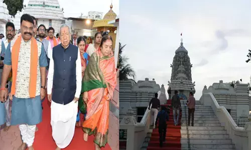 जय जगन्नाथ: नए राज्यपाल हरिचंदन ने रायपुर आते ही मत्था टेकने पहुंचे जगन्नाथ मंदिर, देखिए फोटो, वीडियो...