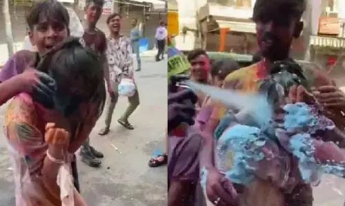 Delhi News : होली में जापानी महिला के साथ बदसलूकी करने का मामला, पुलिस ने नाबालिग समेत 3 युवकों को किया गिरफ्तार