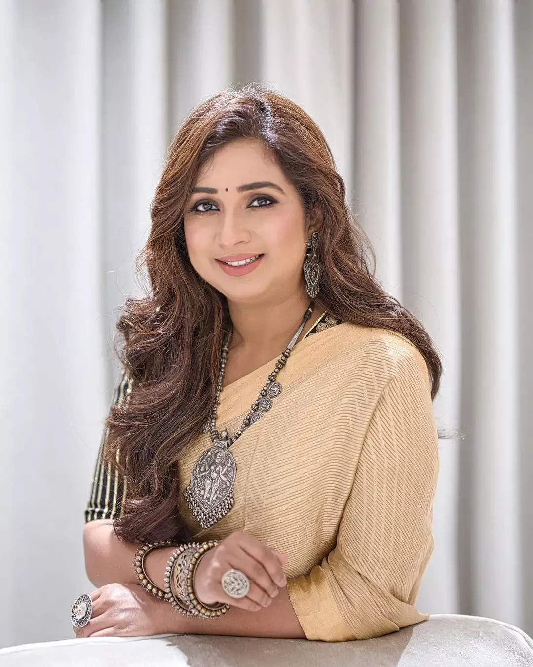 एक महीने में इतने करोड़ कमाती हैं श्रेया घोषाल, नेट वर्थ सुनकर रह जाएंगे दंग