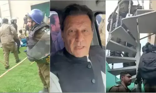 Imran Khan Arrest News: इमरान खान के घर पर पुलिस का हमला, दरवाजा तोड़ा, समर्थकों ने की फायरिंग, कोर्ट पहुंचा खान का काफिला