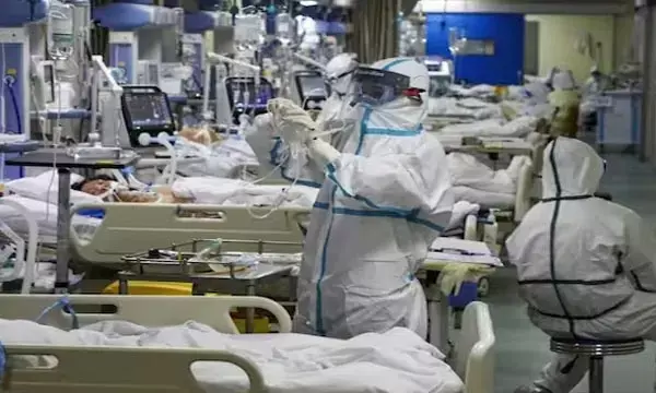 CG: कोरोना से महिला की मौत, बेटा भी पॉजिटिव, सामान्य बीमारी समझ दवाई खाती रही...