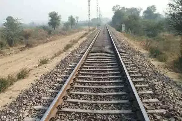 CG News-दो बच्चों को जहर देकर मां ने की खुदकुशी: पति दूसरी महिला को लेकर भागा, पत्नी ने पहले बच्चों को मारा फिर खुद भी दे दी जान...