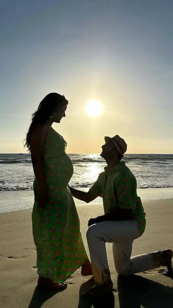 Ishita Dutta Pregnant:  मां बनने जा रही हैं तनुश्री दत्ता की छोटी बहन, बेबी बंप फ्लॉन्ट करते शेयर की गुड न्यूज