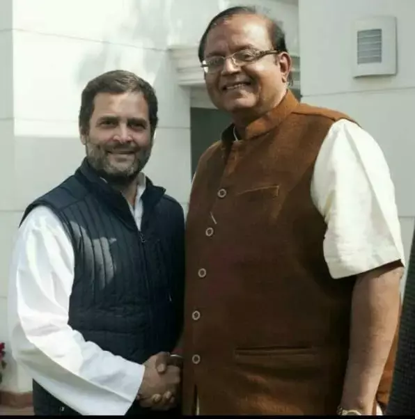 राष्ट्रपुत्र राहुल अब महात्मा गांधी : कांग्रेस विधायक अमितेश शुक्ल ने कहा - राहुल गांधी आधुनिक भारत के महात्मा गांधी, भाजपा बोली – कांग्रेस के डीएनए में चापलूसी