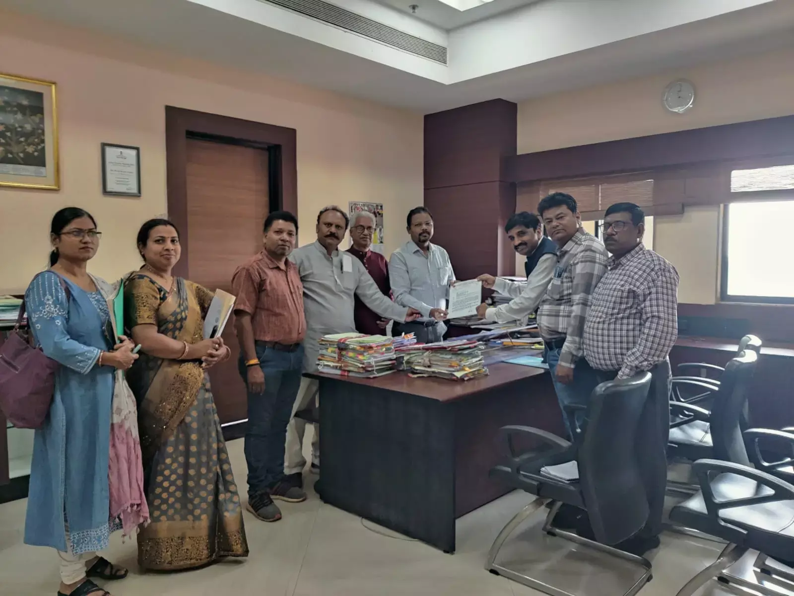 पिंगुआ कमेटी की रिपोर्ट : कर्मचारियों की वेतन विसंगति पर तथ्यात्मक रिपोर्ट तैयार कर रही पिंगुआ कमेटी, प्रमुख सचिव ने दी जानकारी