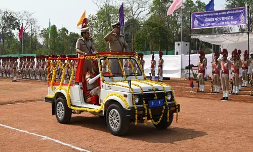 Bastar Police News: बस्तर फाइटर्स की पहली टुकड़ी तैयार...