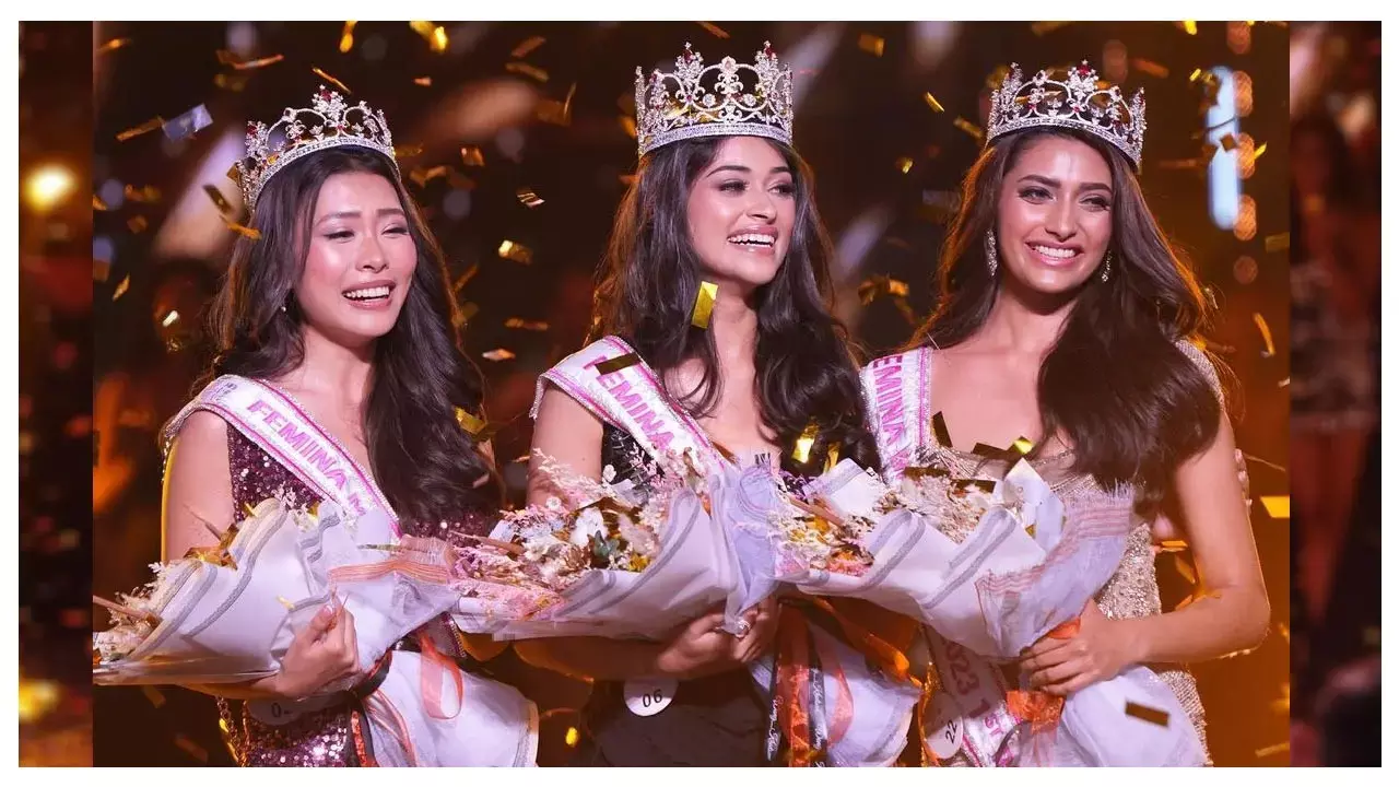 Femina Miss India 2023 Nandini Gupta: कौन हैं 19 साल की नंदिनी गुप्ता, जिन्हें मिला मिस इंडिया 2023 का ताज, खूबसूरती में भी बॉलीवुड एक्ट्रेस को दी है मता...देखें फोटो-वीडियो...