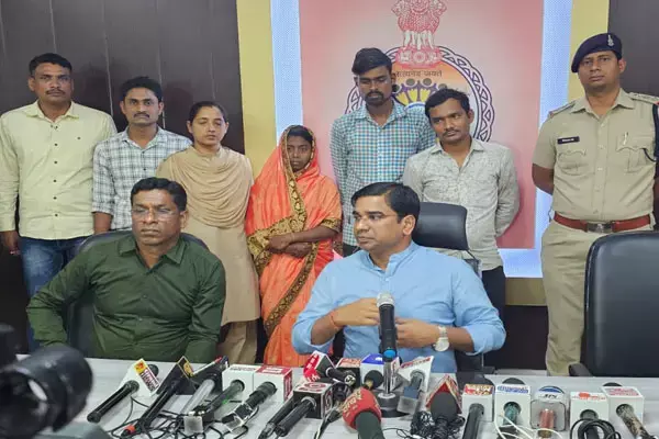 Bilaspur News: प्रेमिका के लिए चचेरे भाई की हत्या, पुलिस से बचने देखते थे क्राइम पेट्रोल, बीयर की बोतल ने खोल दिया सारा राज, 3 गिरफ्तार