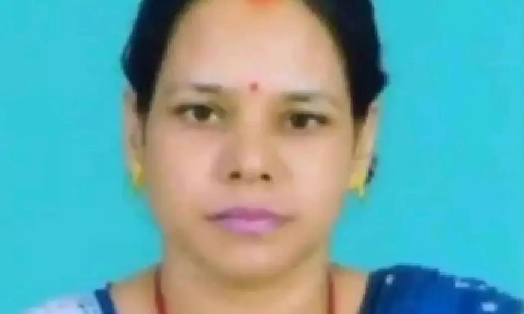 Korba Newa शिक्षिका ने दो पेज के सुसाइड नोट में अपनी पदस्थापना से लेकर सैलरी और रिटायरमेंट तक की लिखी जानकारी, फिर कर ली खुदकुशी