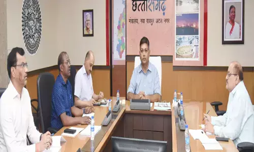 Raipur news: प्राथमिकता वाली योजनाओं की समीक्षाः मुख्य सचिव ने की राजस्व आपदा प्रबंधन विभाग की समीक्षा