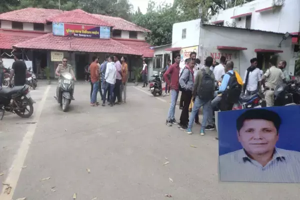 Bilaspur News: CG में लापरवाही पर बड़ी कार्रवाई: गड्ढे में गिर कर डेयरी मालिक की मौत पर PWD के EE, सब इंजीनियर व ठेकेदार पर FIR दर्ज