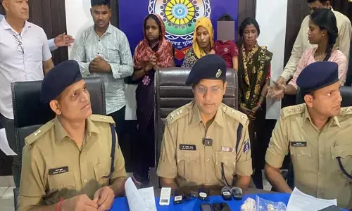 Durg News: पकड़े गए शादियों में चोरी करने वाले, भीड़ में घुसकर देते थे घटना को अंजाम, 3 महिला सहित 4 गिरफ्तार