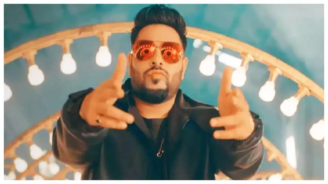 Go Watch Badshah Live in Noida | So Delhi