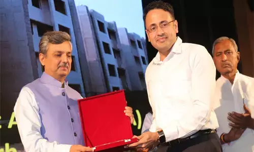 CG की बड़ी उपलब्धि : छत्तीसगढ़ को प्रधानमंत्री आवास योजना के लिए केंद्र सरकार ने दिया पुरस्कार, जानें डिटेल...