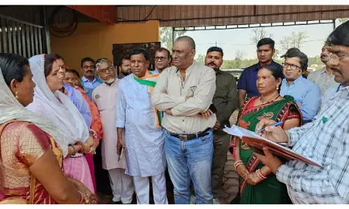 CG NEWS : मुख्यमंत्री के सलाहकार प्रदीप शर्मा पहुंचे कोरबा, ग्राउंड जीरों पर पहुंचकर शासन की योजनाओं की जानी हकीकत...