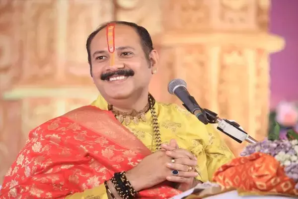 Bhilai News पंडित प्रदीप मिश्रा की शिव कथा से दान पेटी चोरी: आंधी तूफान में जब बिजली चली गई, तब चोर दान पेटी ले उड़े, चेन स्नेचिंग और कैश पार...