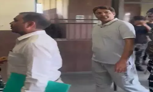 अनवर ढेबर कोर्ट में पेश : ईडी ने अनवर ढेबर को कोर्ट में पेश किया, पूछताछ के लिए 14 दिन की मांग सकते हैं रिमांड