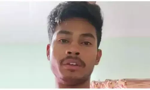 Durg News: शिक्षक के बेटे ने लगाई फांसी, पिता बोले- मन लगाकर बेटा कर रहा था नीट की तैयारी...